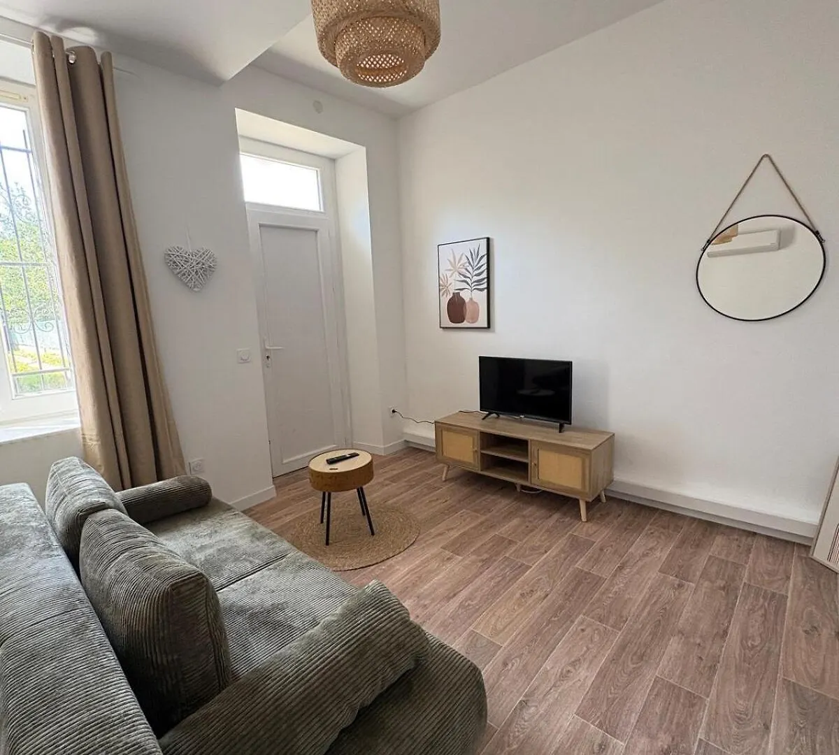 Albert I Ground Floor L Terrace L Garden L Air Conditioning 卡斯特尔 公寓